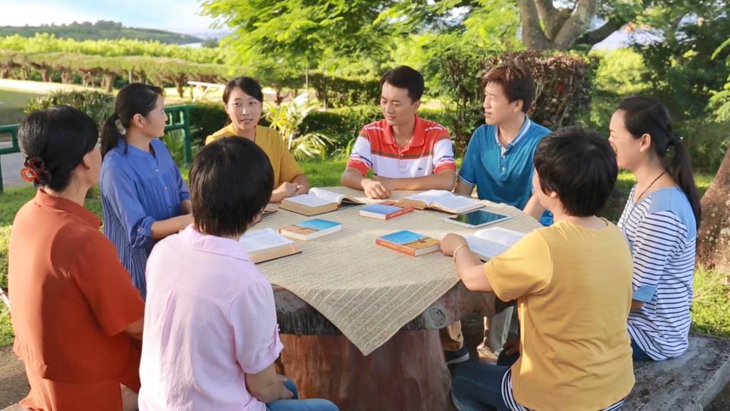 Waarom kan men alleen kennis van God verkrijgen door ervaring van en onderwerping aan het werk van de vleesgeworden God?